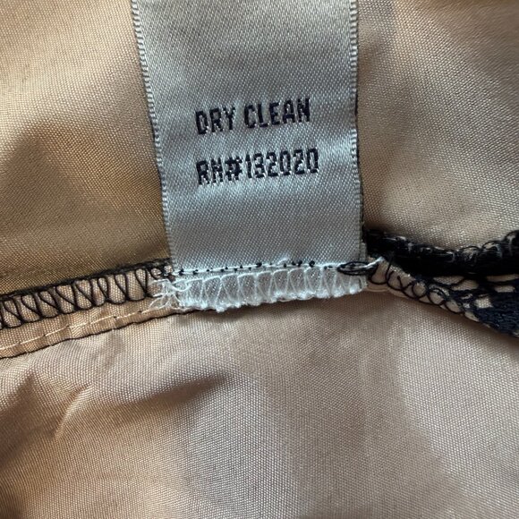 Simply Liliana Black Lace Sheath Dress Sheer Sleeves Tan Lining Sz. 6 - Picture 8 of 9